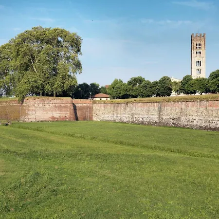 Il Volo לינה וארוחת בוקר קמאיורה